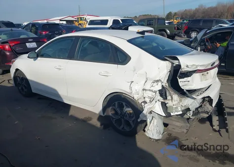 2021 Kia Forte Lxs из США, поврежденный, VIN 3KPF24AD9ME280995